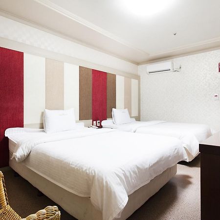 Ns Hotel Changwon Esterno foto