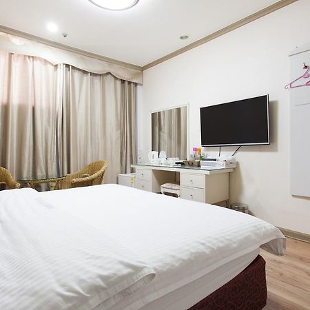 Ns Hotel Changwon Esterno foto