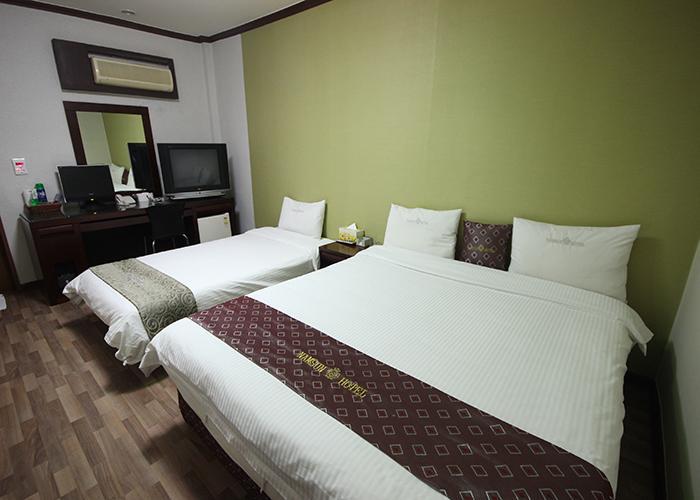 Ns Hotel Changwon Esterno foto