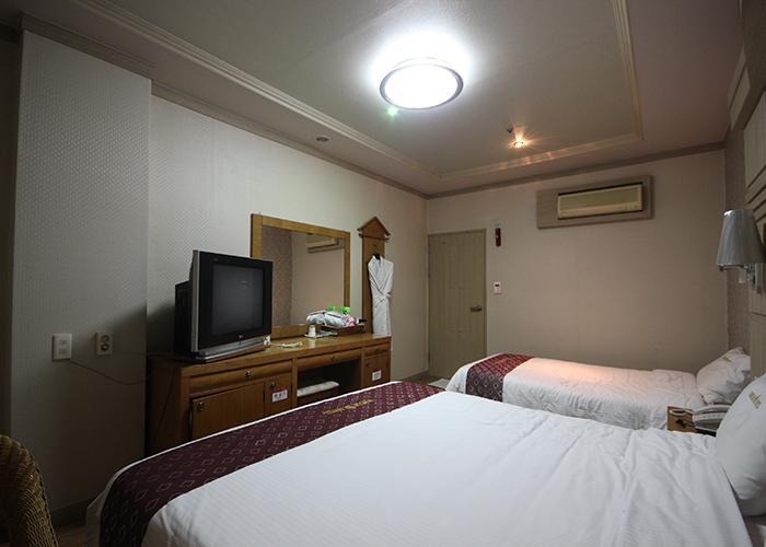 Ns Hotel Changwon Esterno foto